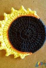 Txmommyladys crochet spot - Tamara Adams - Solar Eclipse Coasters -  Free