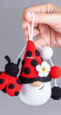 Mufficorn - olga Chemerys - Ladybug gnome keychain - english