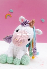 Mi mundo unicornio amigurumi - Roxana Spaciuk - Wings the unicorn of my world - Alitas el unicornio de mi mundo - Spanish