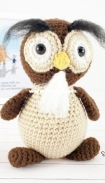 Sweet Oddity Art - Carolyne Brodye - Mini Owl
