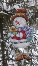 My Embroidery - Made for You Stitch - Snowman with a Gift by Elena Shestakova