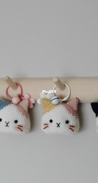 Hainchan Design - Hainchan - Hanh Tran - Cat Keychain