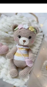 Knit Friends - Svetlana Altunina - April the Bear - English and Spanish