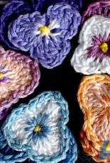 Yarn Grapplers - Crochet Cutesy Pansies - Free