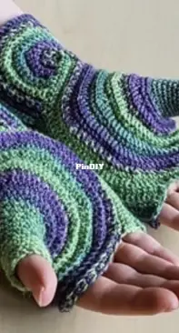 Knitting and So On - Sybil R - Octavo Fingerless Gloves - Free