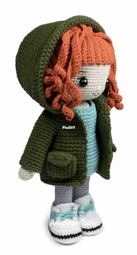 Free Nancy Doll crochet pattern - Amigurumi Today