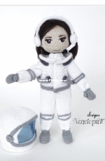 Venelopa toys astronauts costume