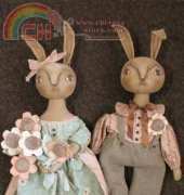 Annie Beez Folk Art F124 The Hunny Bunnies 2010