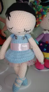 Shy ballerins
