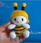 Little Kitty in Bee Costume by Havva Unlu