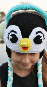Topstitches Crochet - Jen Knight - Holiday Penguin Hat - English