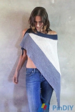 Color Blocking I Shawl by Julia Riede