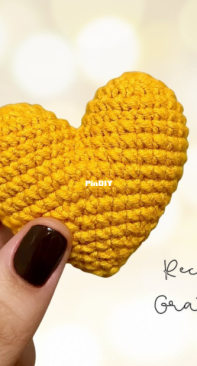 Azulie Croche - Viviane Larangeiras - Heart - Portuguese - Free