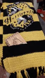 Hufflepuff Pocket Scarf