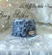 Grey silk yarn purse
