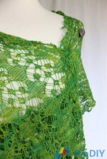 Julia Riede Knitwear Design-Persia Goes Green Shawl by Julia Riede