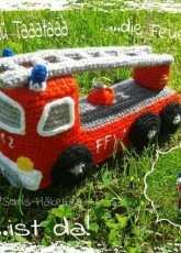 Suris haekelfee - Katrin Petzold - Fire truck - german - FREE