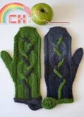Tendril Mittens by Fiona Oliver