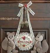 Ulla's Quilt Worl-Squirrel Welcome -Japanese