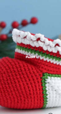 My Crochet Wonders - Marina Chuchkalova - Christmas Sock -  Free