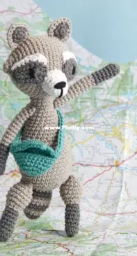 Rico Design - Ricorumi - Miss Eni - Simone Conrad - Roadtrip - Racoon with Waist Bag - Free