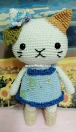 Amigurumi Cat with Blue Dress