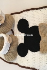My Minnie / Mickey Baby Bibs