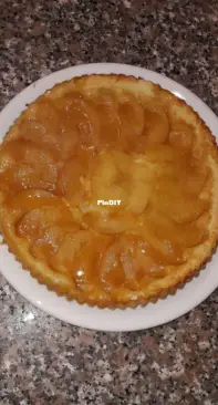 Reverse apple cake