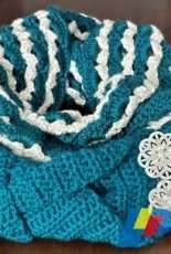 The Hookeraholic Crochet - Shannon Kilmartin -  Braided Bliss Infinity Scarf cowl