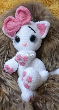 Irina Vulfson - Plush Cat