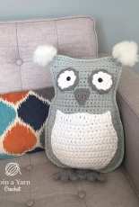 Spin a Yarn Crochet - Jillian Hewitt  - Owl Throw Pillow Plushie - Free