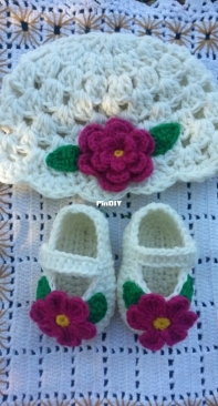 Hat and shoes