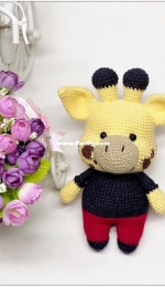 A Tiny Corner Us - Craft by Anh - Anh Van Nguyen - Sky the Giraffe - Vietnamese