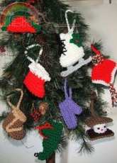 Crochet Village - Donna Harelik - CV069 Christmas Ornaments