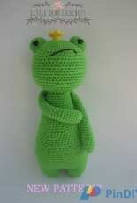 Little Bear Crochets - J. A. Poolvos- King Frog - Dutch
