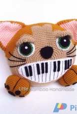 Little Bamboo Handmade Crafts  - Happy Cat Keyboard Amigurumi