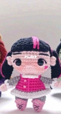 ValRos arte y puntadas - Valeria Rosario Mercado - Monster High Mini Chiby - Spanish