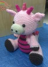 Pink dragon amigurumi