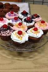Raspberry & white chocolate cupcakes