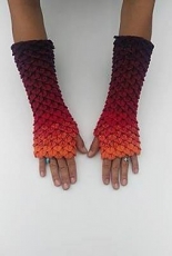 Dragon Gloves - Lindsey Bucci