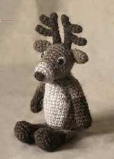 Sons Popkes - Sonja van der Wijk -  Rupert crochet reindeer pattern- English