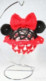 Tying An End - Tae Nomura - Minnie Christmas Ornament - Free