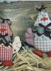 Filofollia-Chicks in the Barnyard /Italian