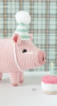Elisas Crochet - Elisa Sartori - Birthday Piglet - Free