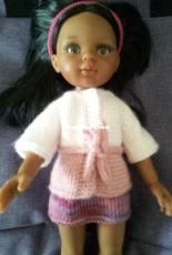 First pink outfit for Paola Reina