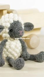 Kristi Tullus - Small Sheep