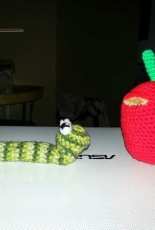 apple & worm