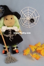 Design by Polly and Paule - S. Riedel - Clothes for Hermine the little witch - German
