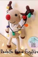 Lana attack - Claudia María Araya - Rudolf holiday reindeer - Spanish - Free