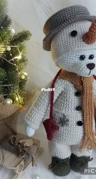 Handmade by Aruna - Snowman Outfit for Tony bear - Eisbär im Schneemann Kostüm - German